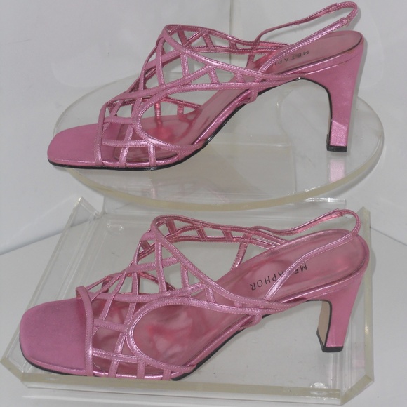 METAPHOR FUSCHIA GENUINE LEATHER STRAPPY SANDALS - Picture 2 of 5